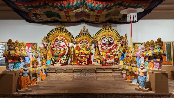 Odisha chita/jhoti, "Visiting Bhubaneswar and Raghurajpur" — part 2