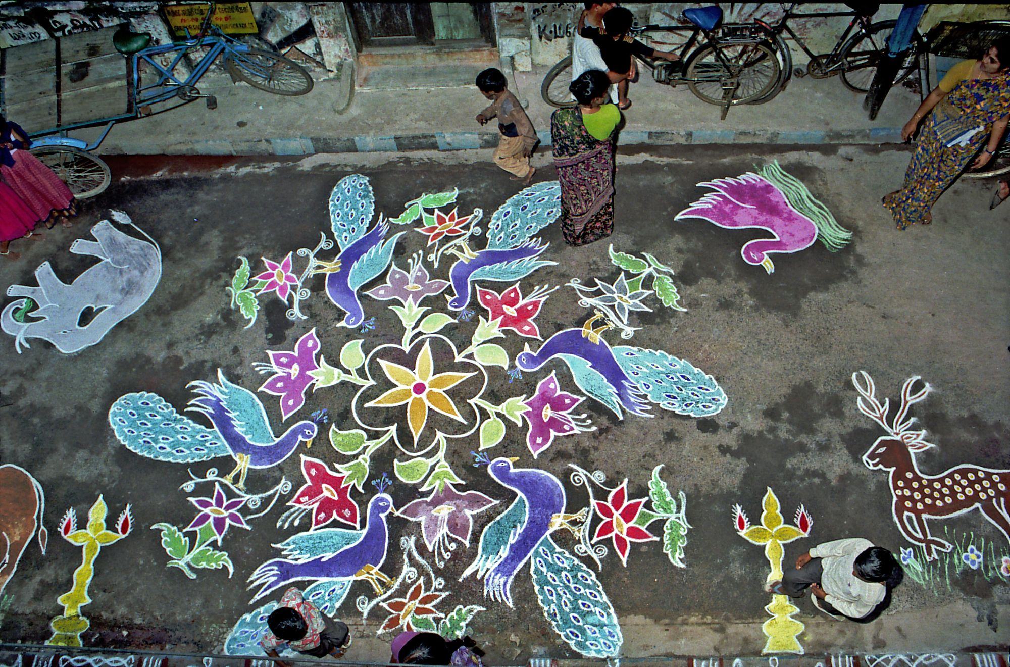 Pulli kolam  des kolam   partir d une grille de points