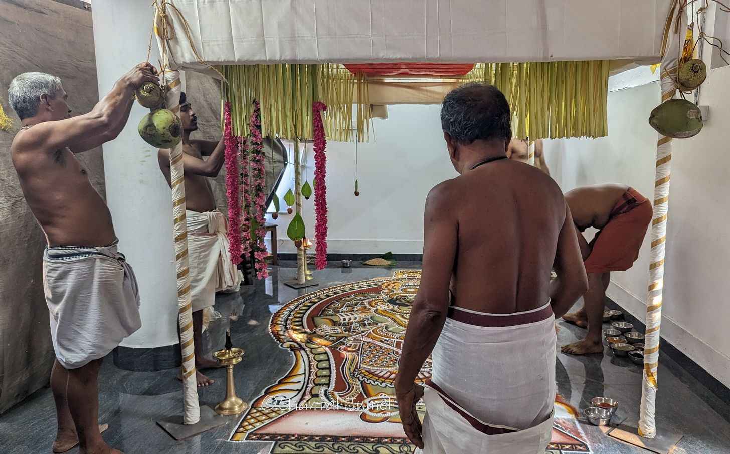Kalam du Kérala, " Vettakkorumakan, un dieu chasseur " — partie 4